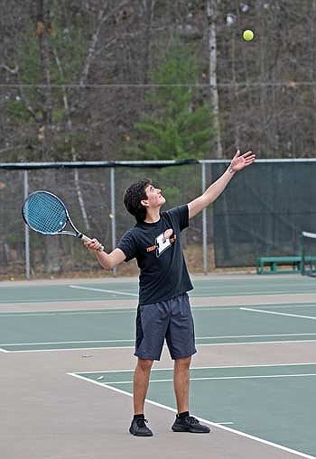 Lakeland boys’ tennis getting up to speed