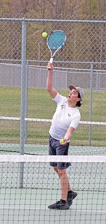 T-Bird boys’ tennis open season at Medford, Wausau West