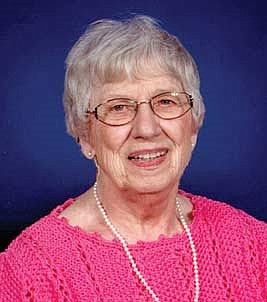 Madelyn Mae (Hoeft) Rowe