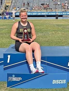 Sydney Thompson brings National Championships to Mercer