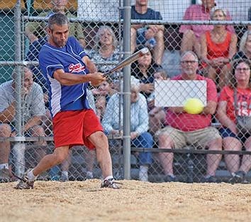 Snowhawks edge Dazzle’s Demons for second week in a row