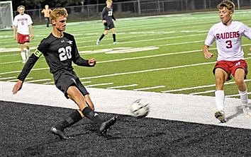 Thunderbirds pick up wins vs. Medford, Ashland