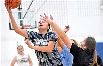 Lakeland girls’ basketball ready to get out and run