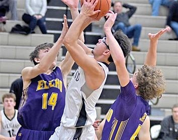 Thunderbirds win big on Senior Night