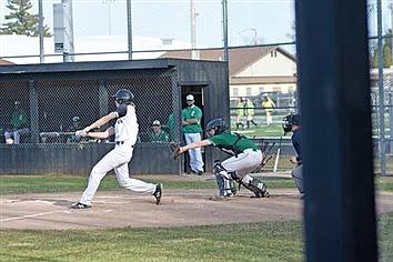 Thunderbirds sweep Hatchets in doubleheader