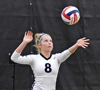 Buccaneers outlast Lakeland volleyball