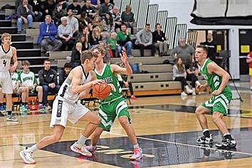 LUHS boys’ hoops loses heartbreaker to Hodags