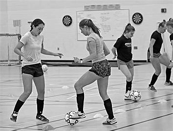 Lady Thunderbirds eager to get back to state tournament