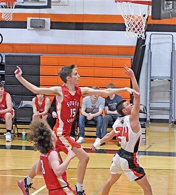 Mercer boys’ basketball improved upon last year
