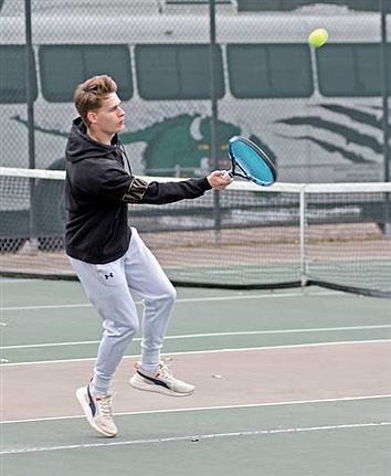 Thunderbirds show improvement in loss to Rhinelander