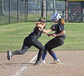 Lakeland 12U softball sweeps Three Lakes
