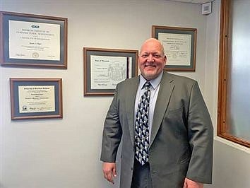 Vilas County finance director announces resignation