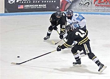 Lakeland boys’ hockey caps off  historic season with trip to state 