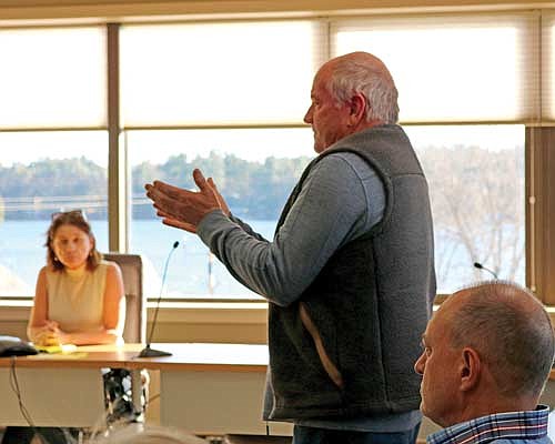 Dr. Fred Prehn of Land O’ Lakes asked legislators to not “punt” the wake boat issue “down the road,” at a listening session in Minocqua. (Photo by Beckie Gaskill/Lakeland Times)