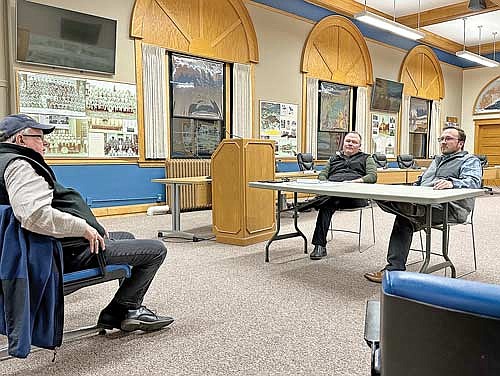 Rhinelander Mayor Kris Hanus, right, listens as city administrator Patrick Reagan answers a question during a listening session Wednesday, Dec. 20, 2023 at City Hall. Earlier the same day, Hanus filed papers to run for the District 2 Oneida County Board of Supervisors seat about to be vacated by longtime supervisor Tom Kelly who has decided not to run for re-election in 2024. More information on the listening session will be published in a future edition of the River News. (Photo by Heather Schaefer/River News)