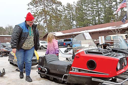 (Photo by Kate Reichl/Lakeland Times)