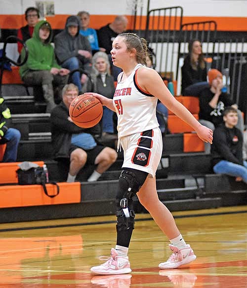 Jenny Klopatek runs the offense in the first half against Drummond Friday, Feb. 2 at Coach Leverson Court in Mercer. (Photo by Brett LaBore/Lakeland Times)