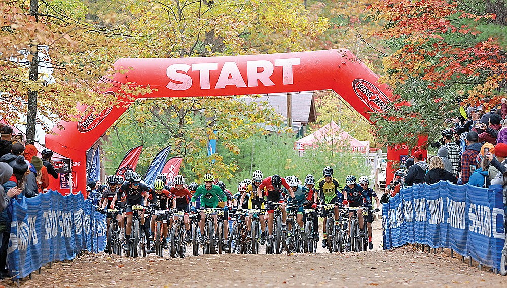 The MS2 boys’ field leaves the starting line during the Hodag Hustle WICL mountain bike race at Tesomas Scout Camp in the town of Pine Lake Sunday, Oct. 6. (Bob Mainhardt for the River News)