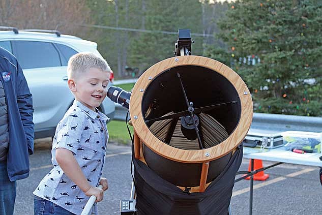 (Photo by Michael Strasburg/Lakeland Times)