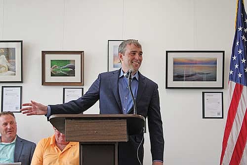 Photo detail