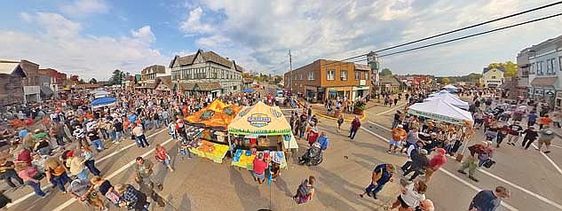 (Photo by Dean Hall/Lakeland Times)