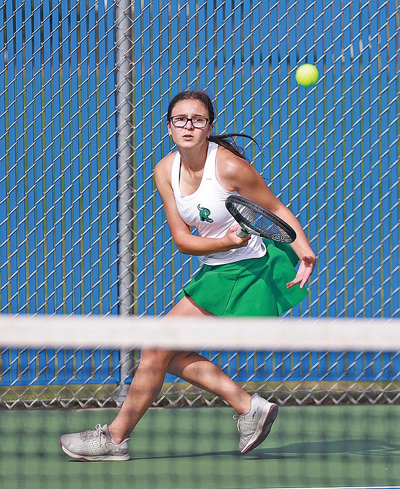 Rhinelander’s Lucy Evers hits a return during a WIAA Division 1 subsectional match against Marshfield’s Isabelle Jennings in Wausau Monday, Oct. 6. Evers won two matches at No. 4 singles on Monday to advance to the sectional round of the WIAA tournament. (Bob Mainhardt for the River News)