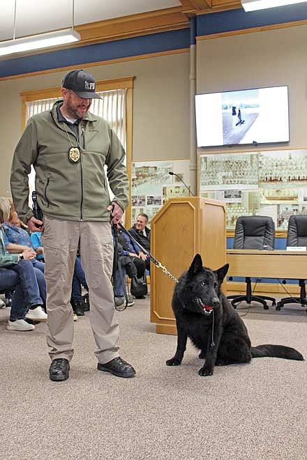 (Photo by Ardith Carlton/River News)