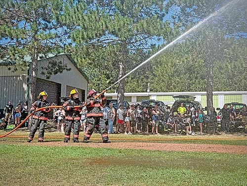 (Photo by Sharyn Umaña/Lakeland Times)