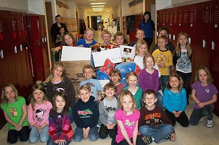 Kindergarteners hold second annual pet drive