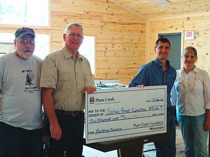 School District of Rhinelander receives $2,000 Plum Creek Foundation Grant