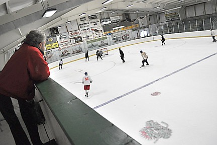 Photos: Street cats prepare for season opener 