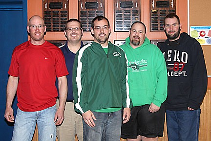 Simokon takes tavern bowling league 