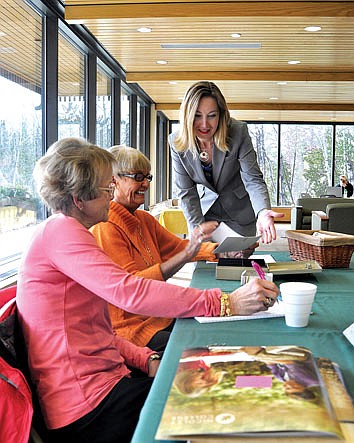 Linda Davidson, longtime Nicolet College Foundation board member, to retire
