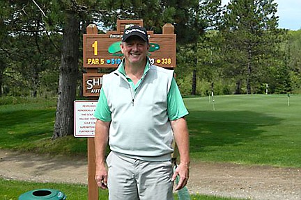 Felch sets course record at Pinewood C.C. 