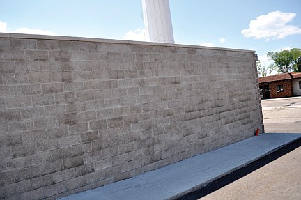 Cell tower mural back on track