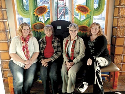 Northwoods AAUW raises money for college scholarships