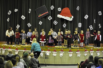 The cutest carolers