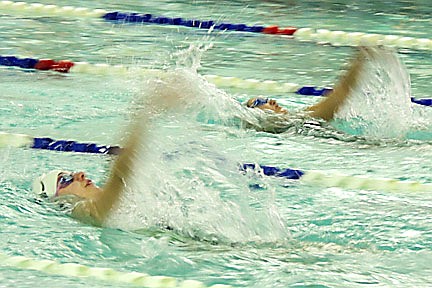 Rhinelander swimmers head to Phillips