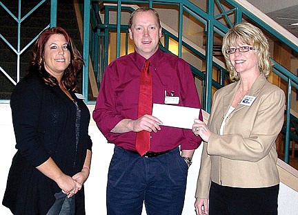 Marshfield Clinic contributes to Northwoods United Way