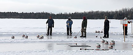 Cold weather doesn't stop Northwoods curlers