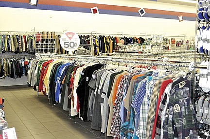 As winter drags on, more people visiting pantries, Goodwill to stretch their dollars