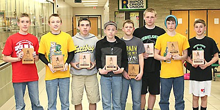 Photo: JWMS wrestling awards