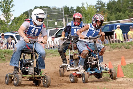 High-speed fun at Nokomis lawn mower and barstool races