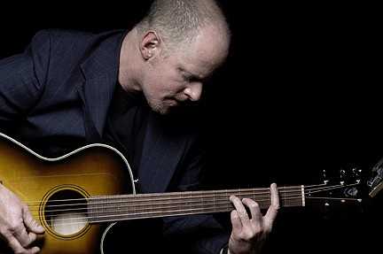Guitar master Willy Porter in concert Sept. 13 at Nicolet College