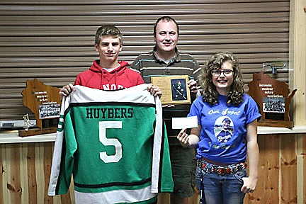 Photo: In memory of a champion 