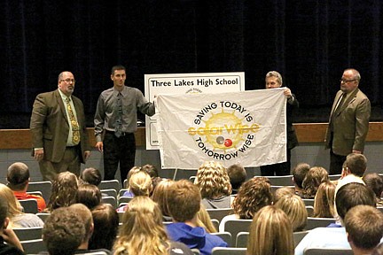 Three Lakes School District, WPS  cement SolarWise for Schools partnership