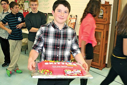 Cake auction