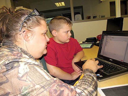 School district teams with Nicolet on laptop project