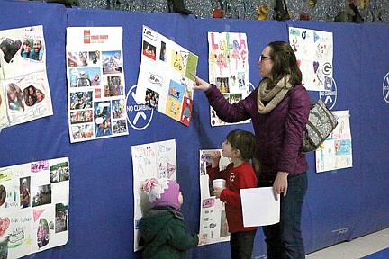 Classmates get to know each other better during Crescent's Kindergarten Family Night