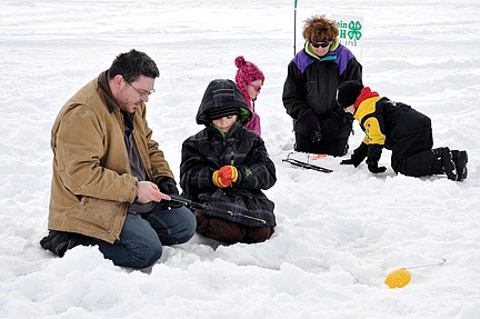 4-H ice fishing event draws young anglers to Lake Julia